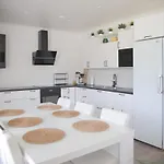 فيلة Spacious Modern House For Winter